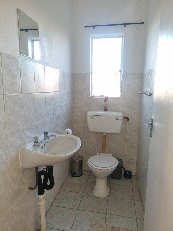 2 Bedroom Property for Sale in Ladybrand Free State